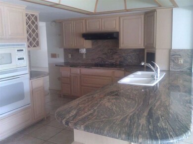 Maple Cabinets with Granite Countertops