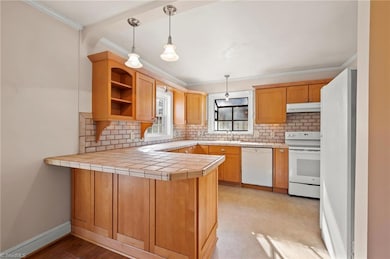 907 Watson Ave, Winston Salem, NC 27103 - photo 7