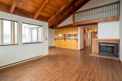 417 SW 6th St, Newport