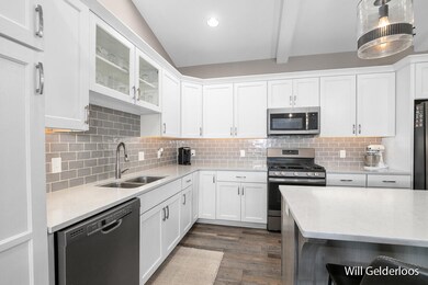 907 S Center Park Dr SW unit 12, Byron Center, MI 49315 - photo 5