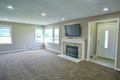 1001 Elm Dr, West Lafayette, IN 47906 - photo 2