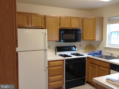 4943 Lockard Dr, Owings Mills, MD 21117 - photo 7