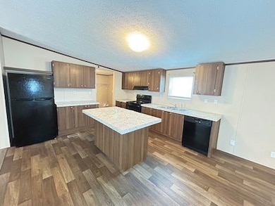 18685 Tree Top Ln, Pearland, TX 77584 - photo 3