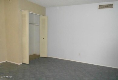 5610 W Cambridge Ave, Phoenix, AZ 85035 - photo 6