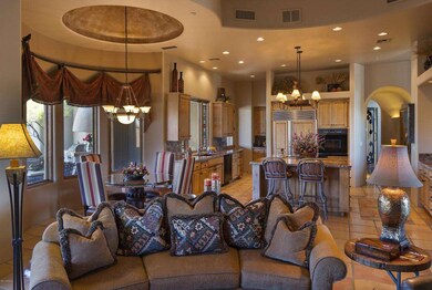 010_Family Room - Kitchen