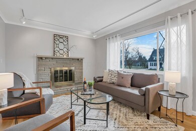 3-web-or-mls-5F3A8218
