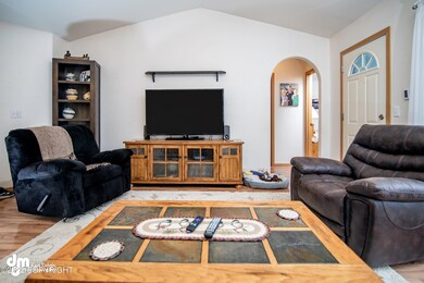 Living Room to Bedrooms/Bathroom