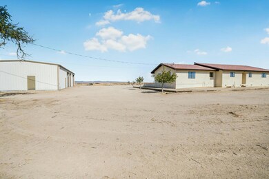 5701 East Ave E, Lancaster, CA 93535 - photo 2