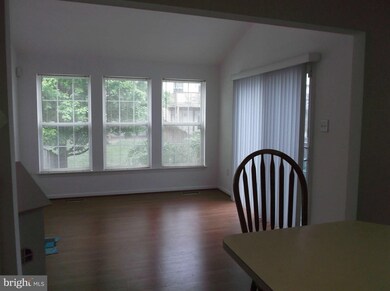 9256 Maxwell Ct, Laurel, MD 20723 - photo 6