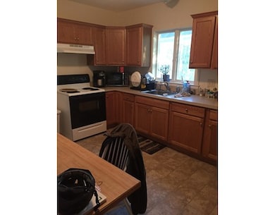 8 Howland Ct, North Easton, MA 02356 - photo 6