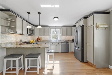 264 Hackett Hill Rd, Hooksett, NH 03106 - photo 4