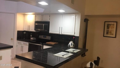 10413 N 45th Place, Phoenix, AZ 85028 - photo 5