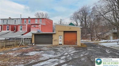 312 S 2nd St, Emmaus, PA 18049 - photo 2