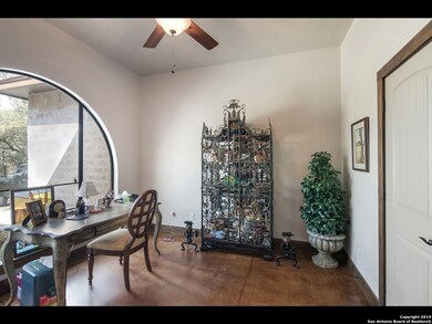 15385 Flying Cir, Helotes, TX 78023 - photo 4