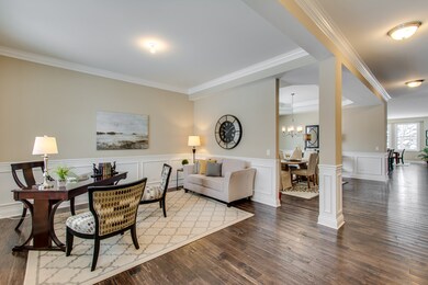 718 S Julian St, Naperville, IL 60540 - photo 7