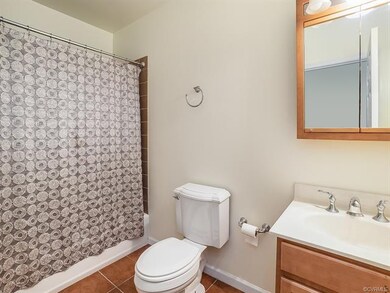 18605 Kerill Rd, Triangle, VA 22172 - photo 3