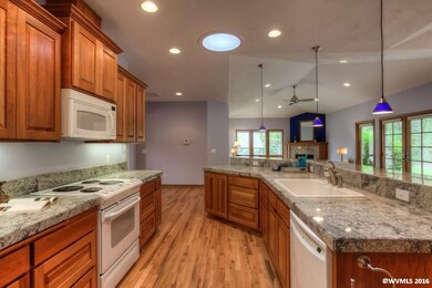 482 Melvill Crescent, Philomath, OR 97370 - photo 3