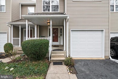 203 Victoria Ct unit 152, Doylestown, PA 18901 - photo 2