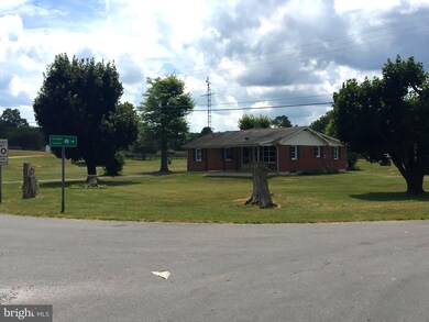 4434 Scrabble Rd, Shepherdstown, WV 25443 - photo 7