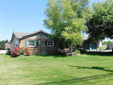 4520 Quarry St, Whitehall, PA 18052 - photo 2