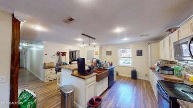 408 Sherman Rd, Dunlap, TN 37327 - photo 5