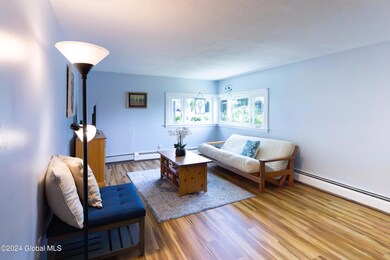 327 Hampton Ave, Rensselaer, NY 12144 - photo 5