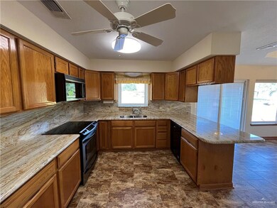 826 Citrus Dr, Alamo, TX 78516 - photo 3