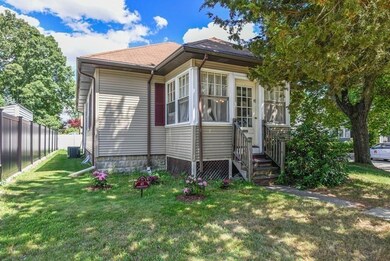 45 Arlington Rd, Waltham, MA 02453 - photo 2