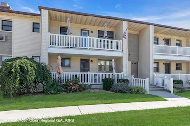 36 Wharfside Dr, Monmouth Beach, NJ 07750 - photo 3