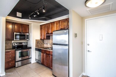 Central Ave R15-7