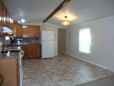 17 Maple St, Vassalboro, ME 04989 - photo 4