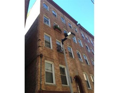 12 Foster St, Boston, MA 02109 - photo 2