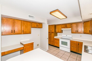 07 Kitchen