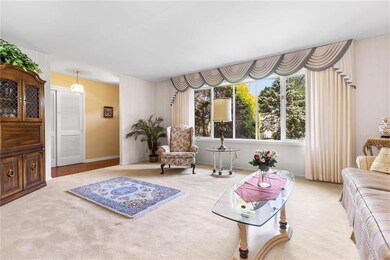 437 Chestnut Cir W, Alburtis, PA 18011 - photo 6