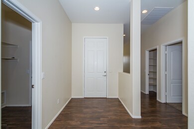 002_Foyer