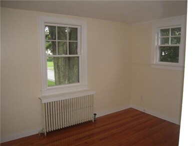 113 Maple Ave, Middletown, RI 02842 - photo 7