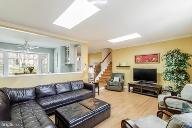 2332 N Oak St, Falls Church, VA 22046 - photo 4