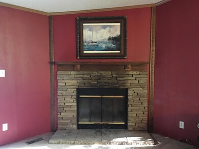 Living Room with fireplace