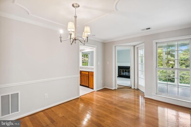 5717 Brewer House Cir unit 202, Rockville, MD 20852 - photo 5