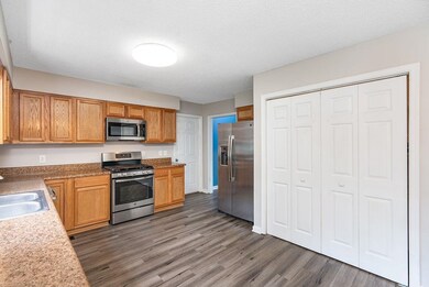 69 Sugarcamp Ln, Stuarts Draft, VA 24477 - photo 6