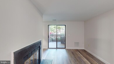 18204 Swiss Cir, Germantown, MD 20874 - photo 7