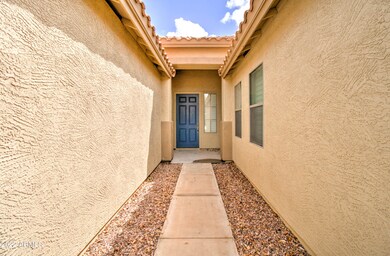 3901 S Salt Cedar St-4