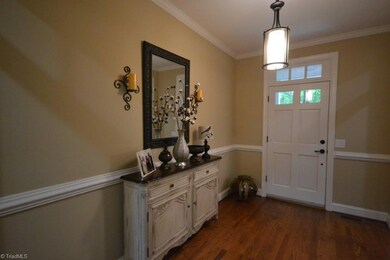 252 Lawrence Dr, Asheboro, NC 27205 - photo 2