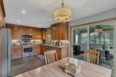1306 4 1 2 Ave N, Sauk Rapids, MN 56379 - photo 4