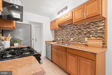 2317 Freetown Ct unit 12C, Reston, VA 20191 - photo 6