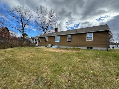 1454 S Branch Pkwy, Springfield, MA 01129 - photo 3