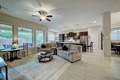 22506 Buster Jackson Ct, Richmond, TX 77469 - photo 4