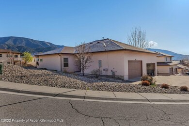 01_245_Castle_Ridge_Drive001_mls