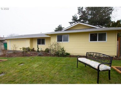 1096 NE Hacienda Ave, Gresham, OR 97030 - photo 2