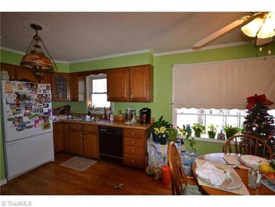 4571 Lassiter Mill Rd, Asheboro, NC 27205 - photo 3